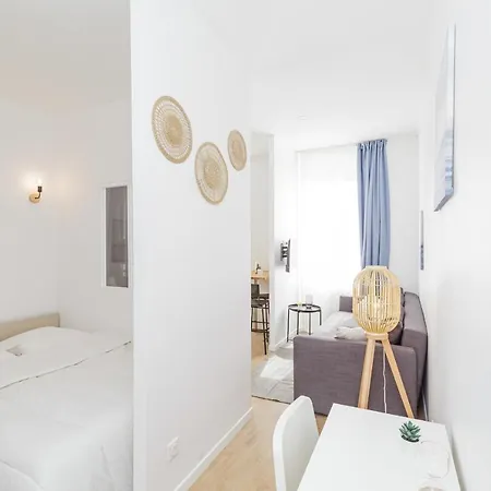 Nice 23 M Bright And Renovated Courtyard Side Paris Exterior photo