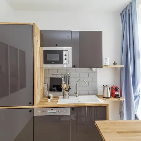 Nice 23 M Bright And Renovated Courtyard Side Paris Exterior photo